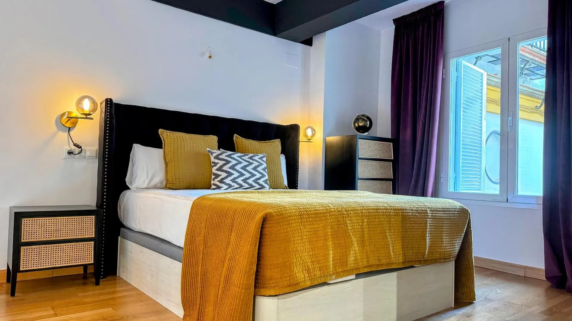 Misterhost Loft Alameda Apartment Seville