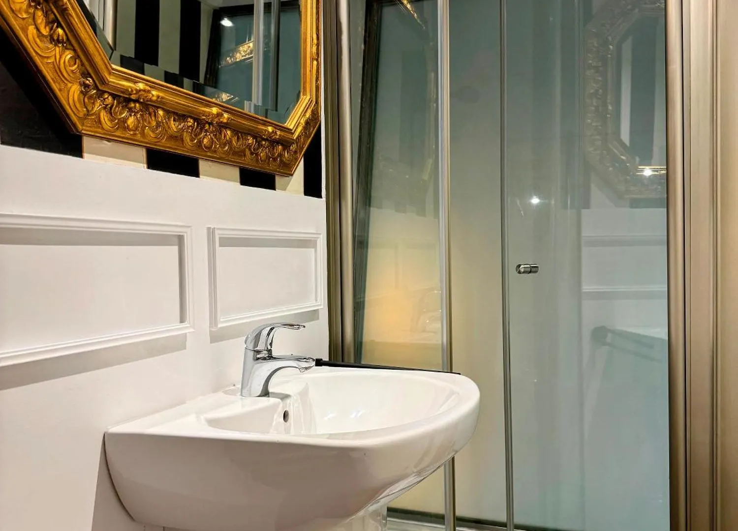 Misterhost Loft Alameda Apartment Seville